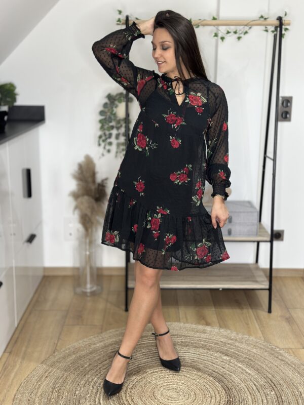 Robe Noire Fleurie Plumetis