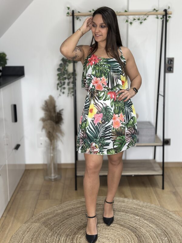 Robe tropicale à bretelles